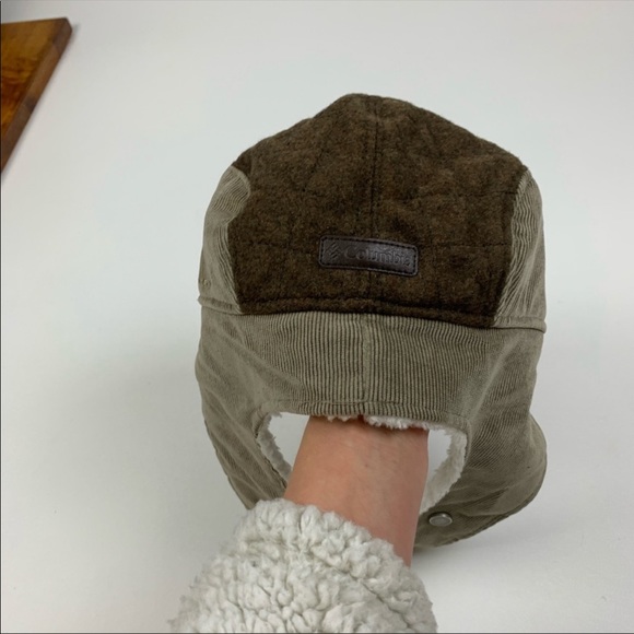 columbia bomber hat
